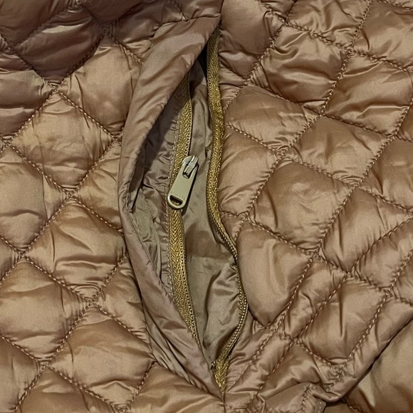 Athleta Whisper Featherless insulated nylon rust Quilted puffer Jacket size M - Picture 8 of 10